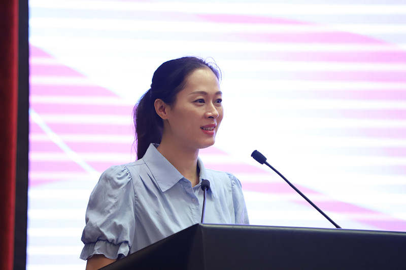 倪錦錦_副本.jpg